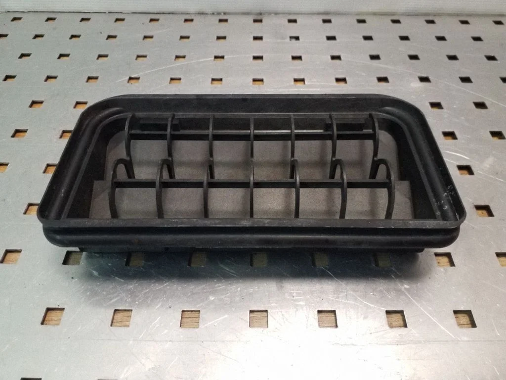 Ventilācijas režģis 3C0819465