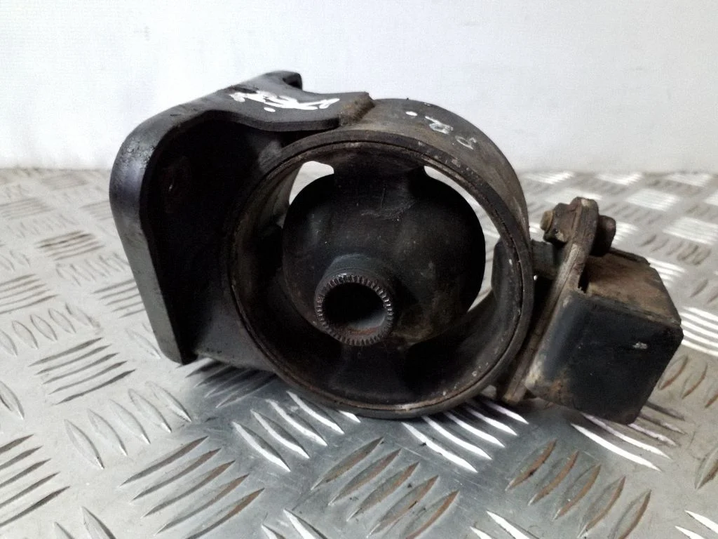 Gearbox mount – KIA Sorento (2010-2014)