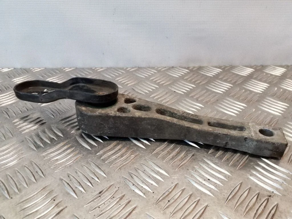 Ātrumkārbas spilvens 1K0199855L