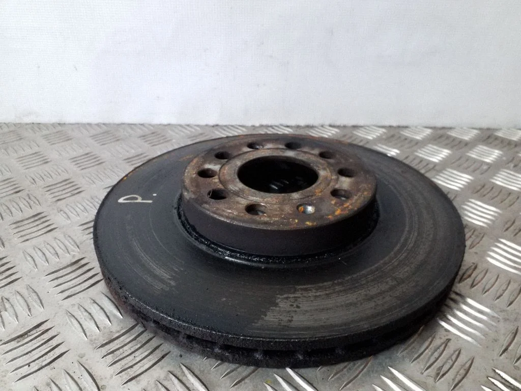 Priekšējais bremžu disks