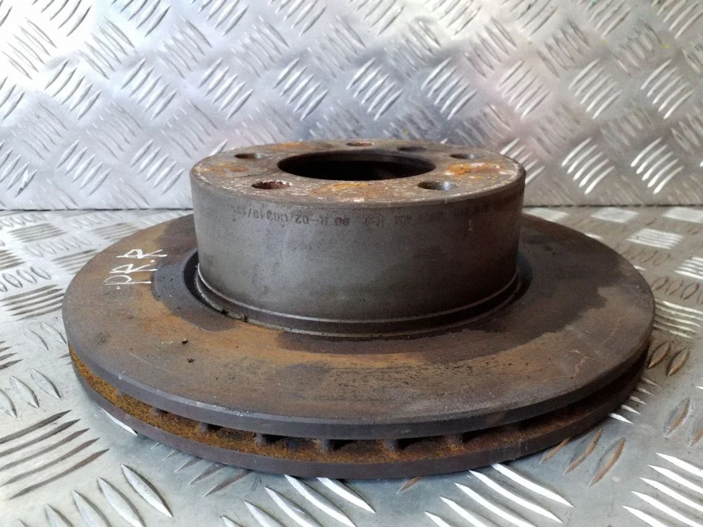 Priekšējais bremžu disks – labā