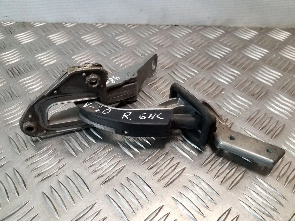 Tailgate/trunk/boot hinge – right