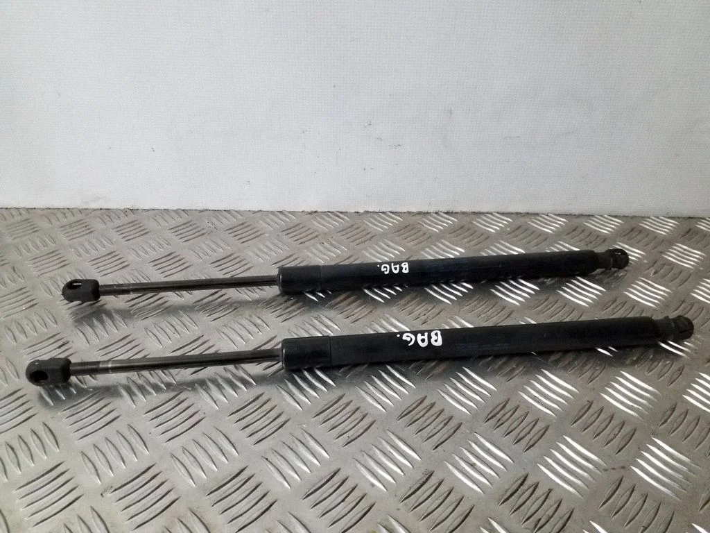 Tailgate/trunk strut/damper – Volkswagen Touran II (2010-2016)