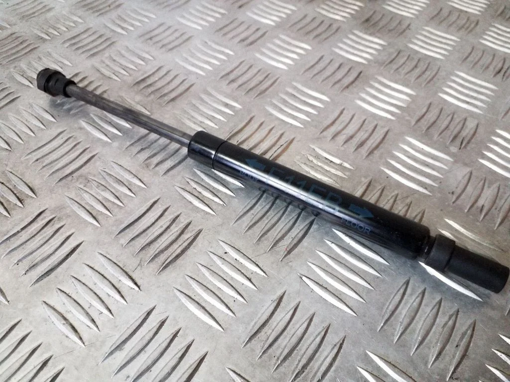 Tailgate/trunk strut/damper – BMW 5 Series F10 F11 (2009-2016)