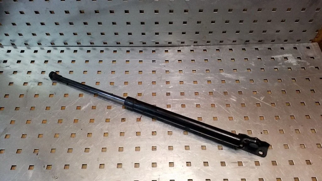 Tailgate/trunk strut/damper 11A17C3
