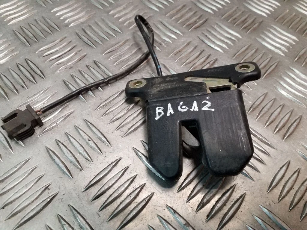 Tagaluugi lukk