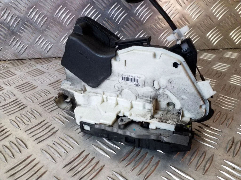 Priekšējo durvju slēdzene – Volkswagen Sharan (2011-)