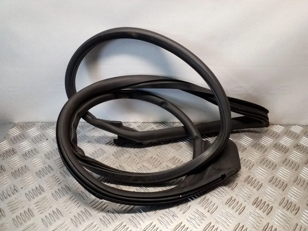 Esiukse tihend (kere pool) 8T8831707C