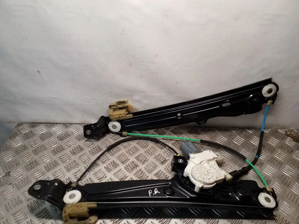 Front door window regulator with motor – BMW 5 Series F10 F11 (2009-2016)