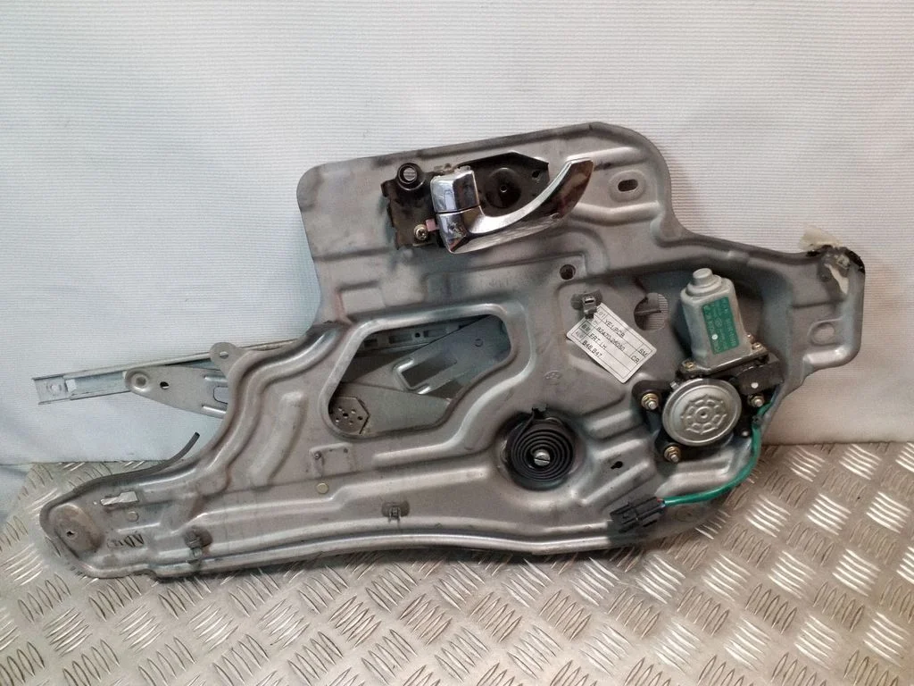Front door window regulator with motor 8247026050