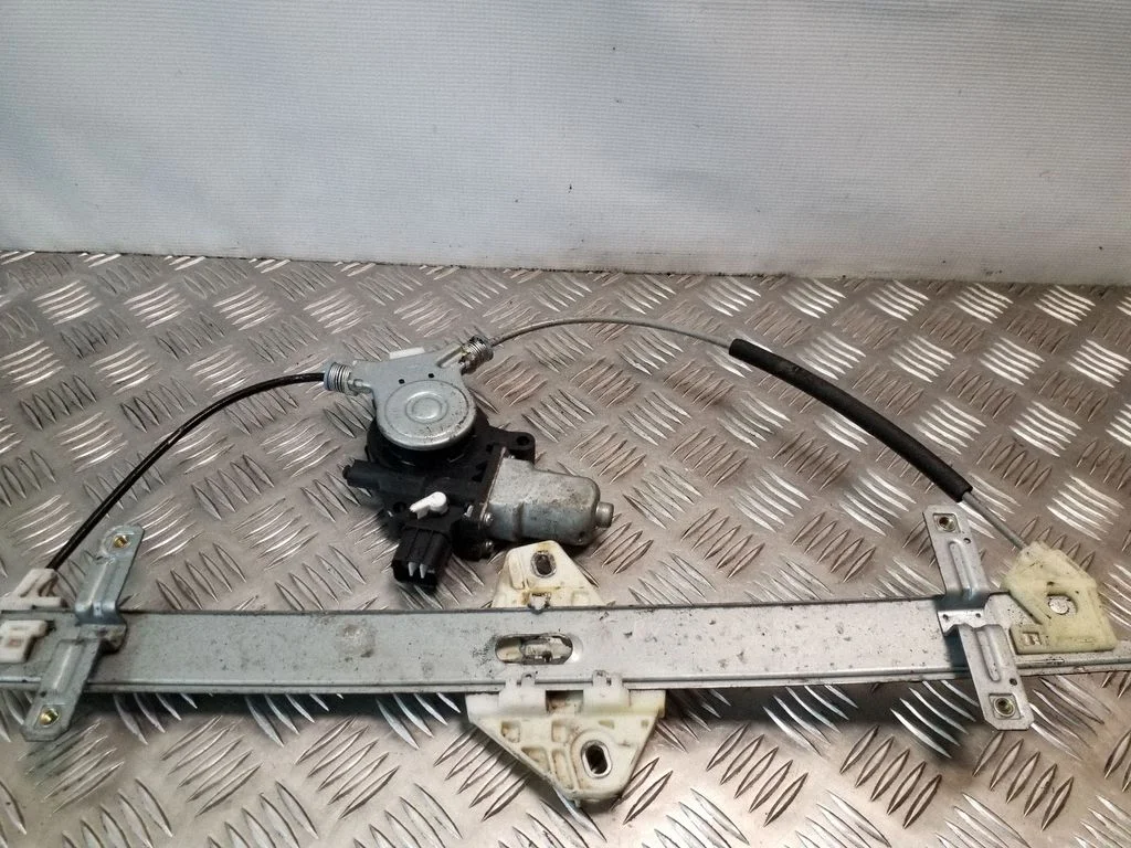 Priekinio el. lango pakėlimo mechanizmo komplektas