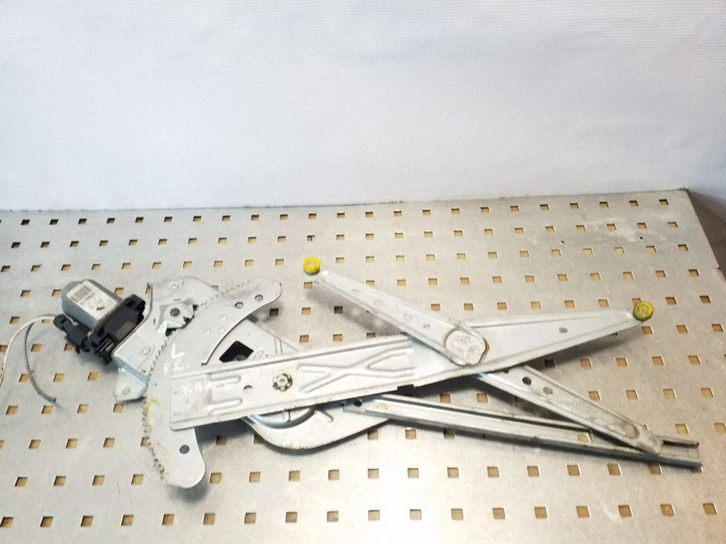 Priekšējā el. loga pacēlāja mehānisma komplekts 400663T4