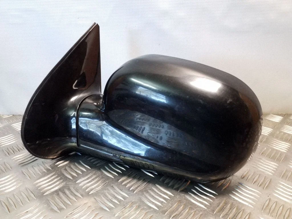 Front door electric wing mirror E4012147