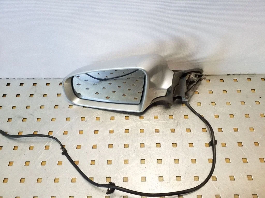 Lusterko elektryczne E1010681