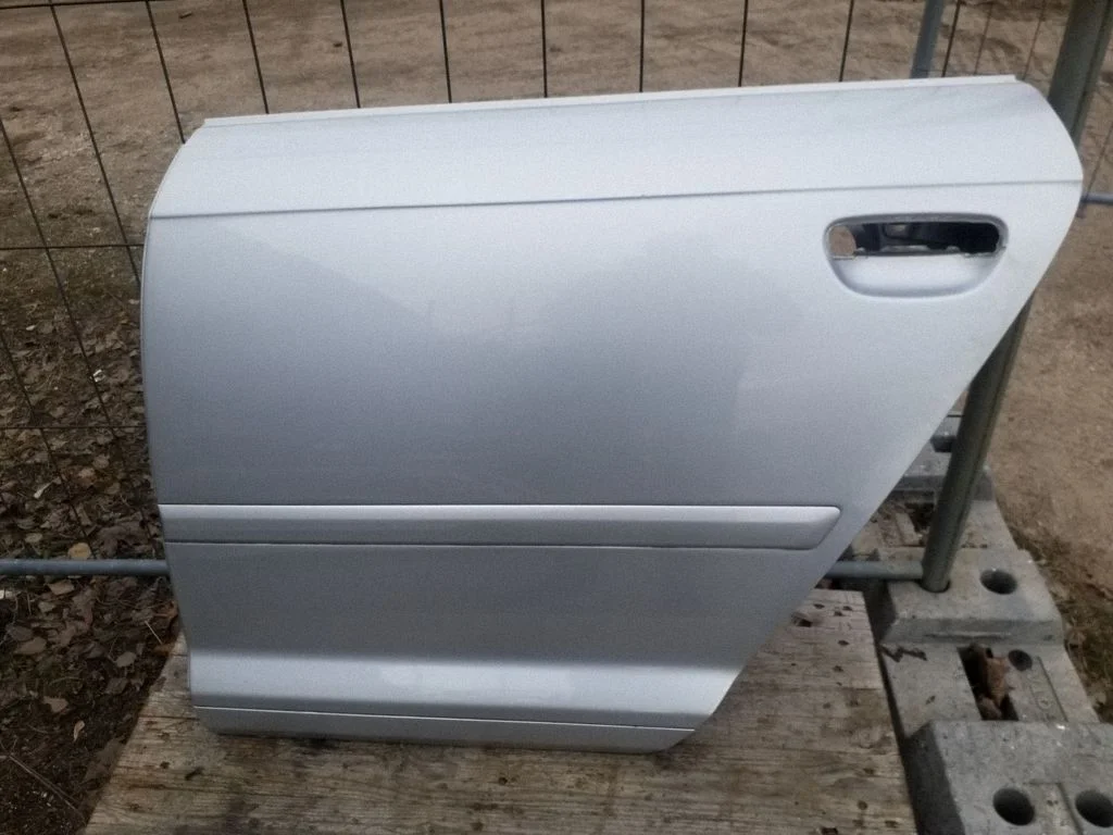 Rear door – left