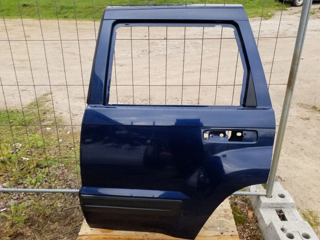 Rear door – left