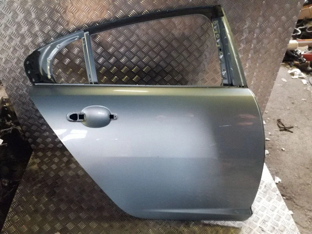 Tagauks 8X23F24720AG