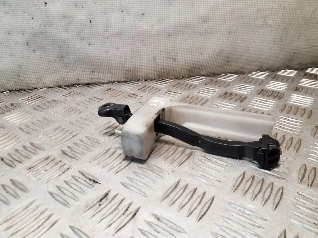 Rear door check strap stopper – Lexus RX III (2008-2015)