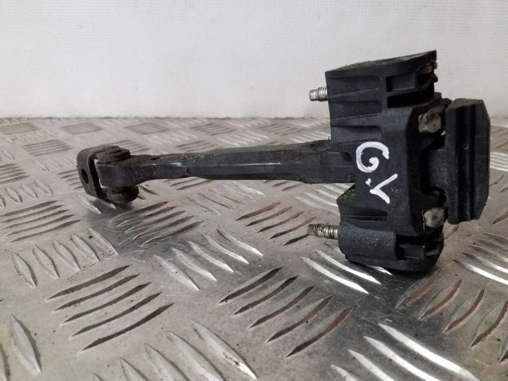 Rear door check strap stopper – Volvo XC60 (2009-2013)