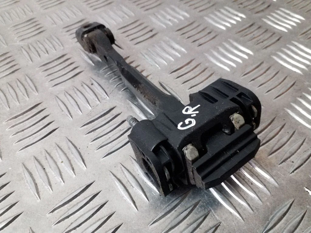 Rear door check strap stopper – Volvo XC60 (2009-2013)