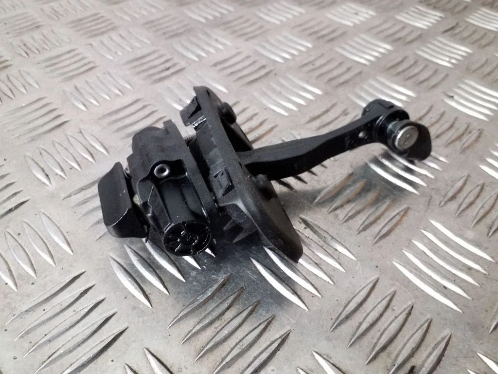 Tagaukse avamispiiraja BM51A27200AA