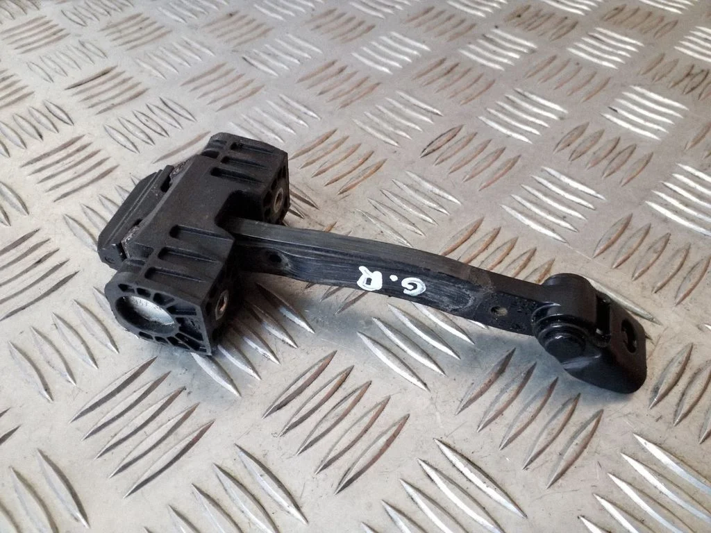 Rear door check strap stopper – BMW 1 Series F20 F21 (2011-2019)