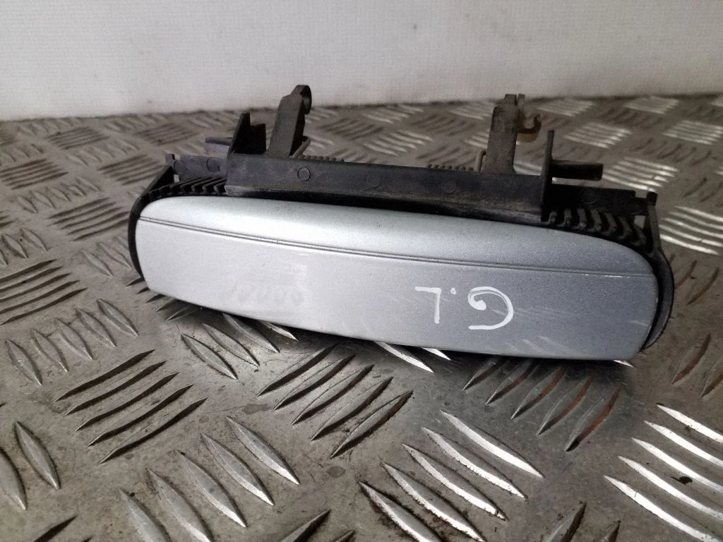 Rear door exterior handle 4B0839885