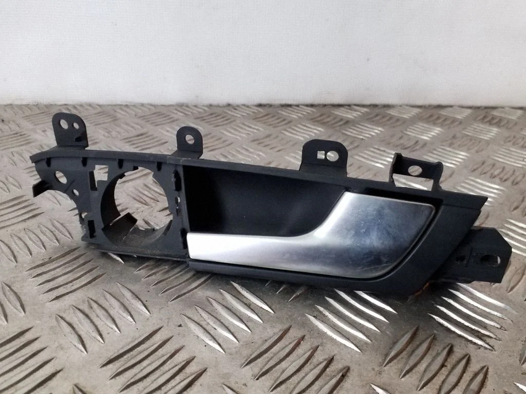 Rear door interior handle 8P4839020D