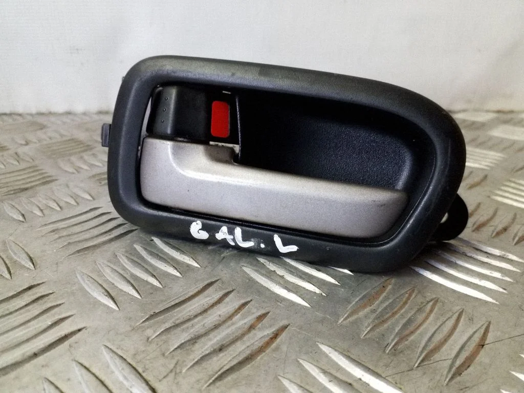 Rear door interior handle – left