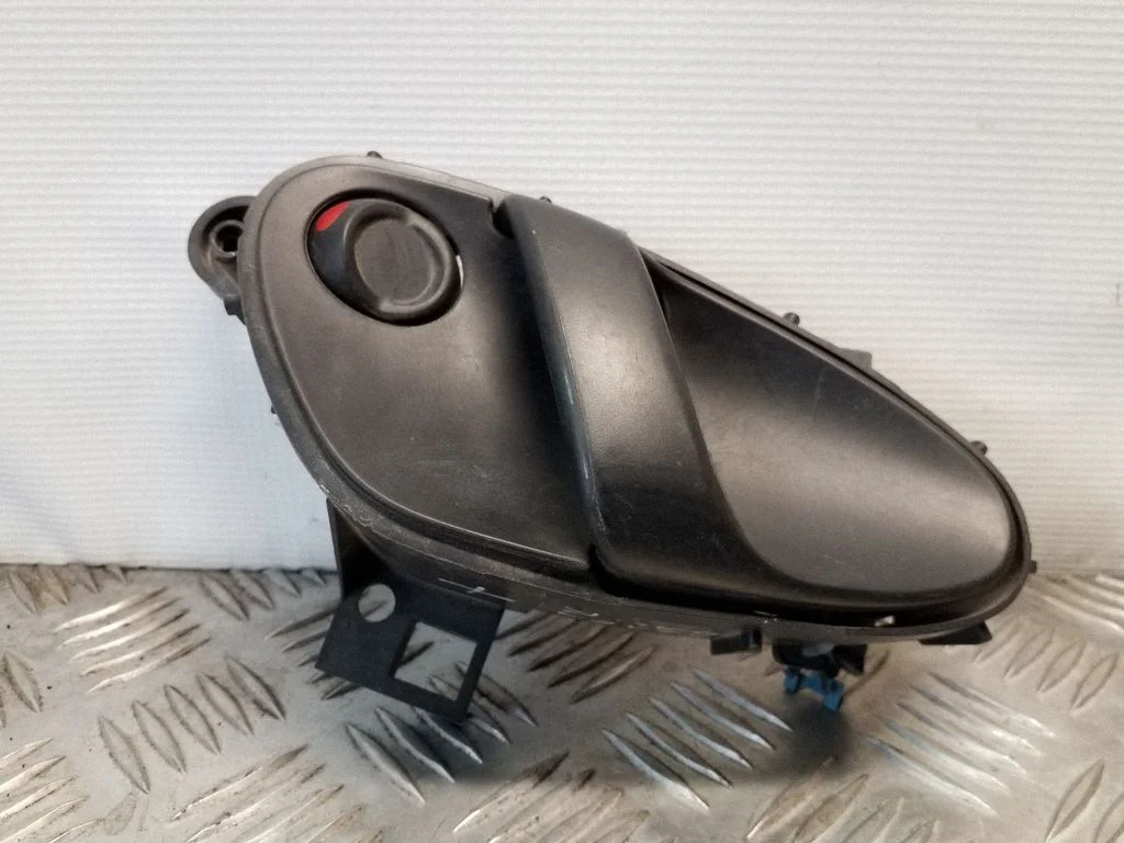 Tagaukse sisemine käepide 9623200077C