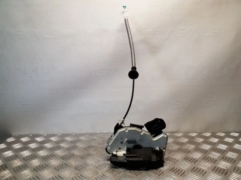 Rear door lock – Skoda Octavia Mk3 (5E) (2013-2019)
