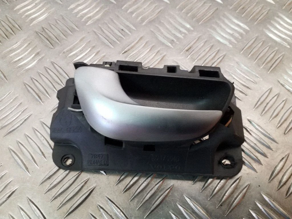 Rear door interior handle 09170045