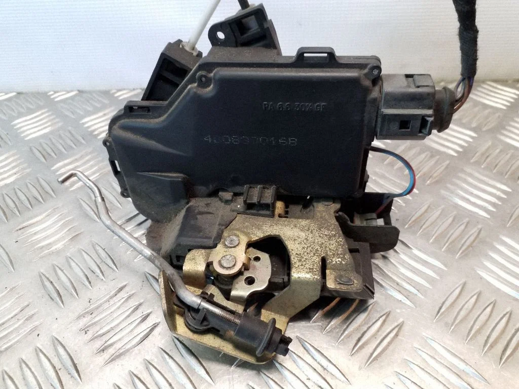 Rear door lock – Audi A6 Allroad C5 (1999-2005)
