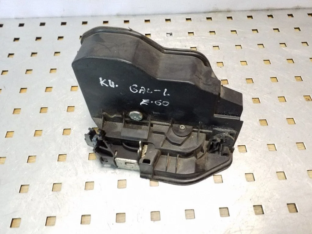 Tagaukse lukk – BMW 5-seeria E60 E61 (2004-2010)