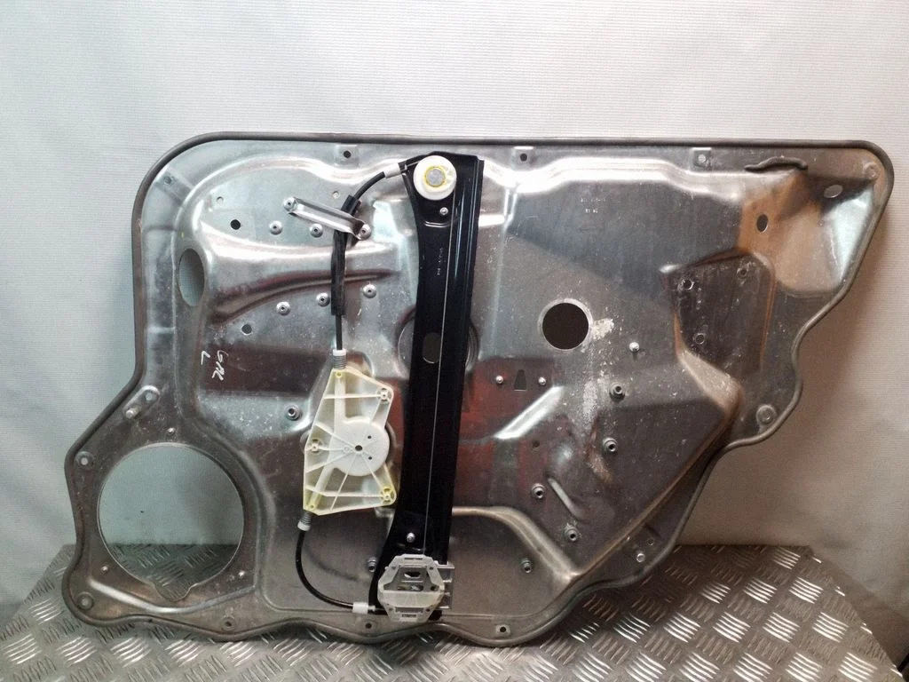Rear window lifting mechanism without motor 994623109
