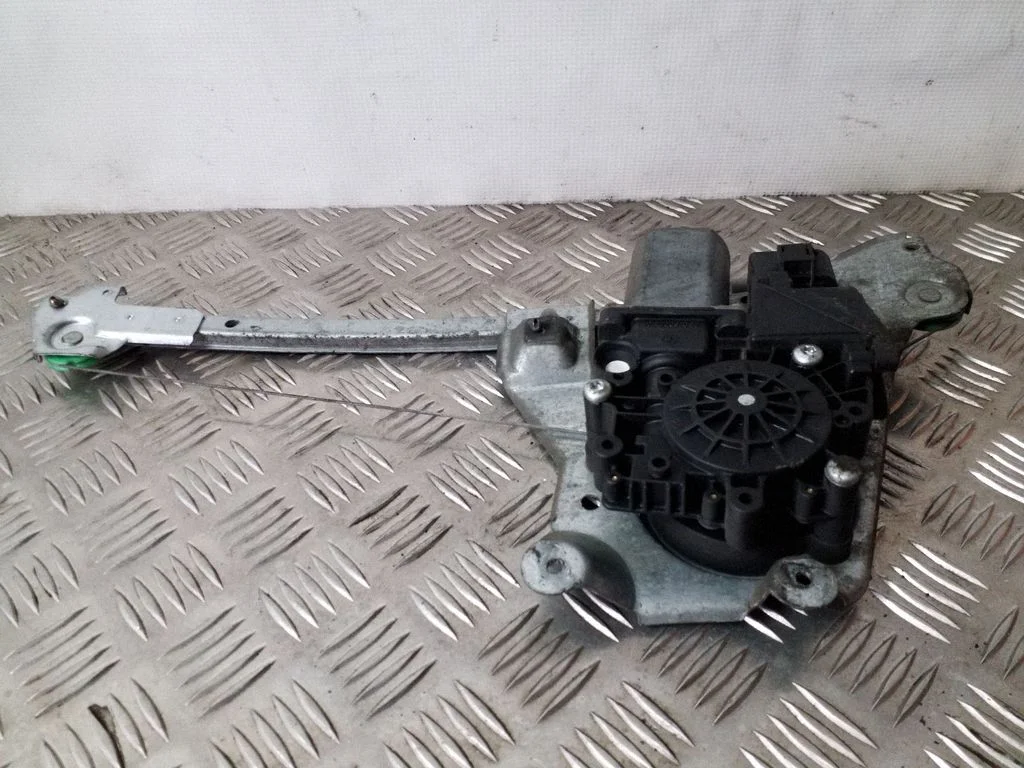El. Lango pakėlimo mechanizmo komplektas