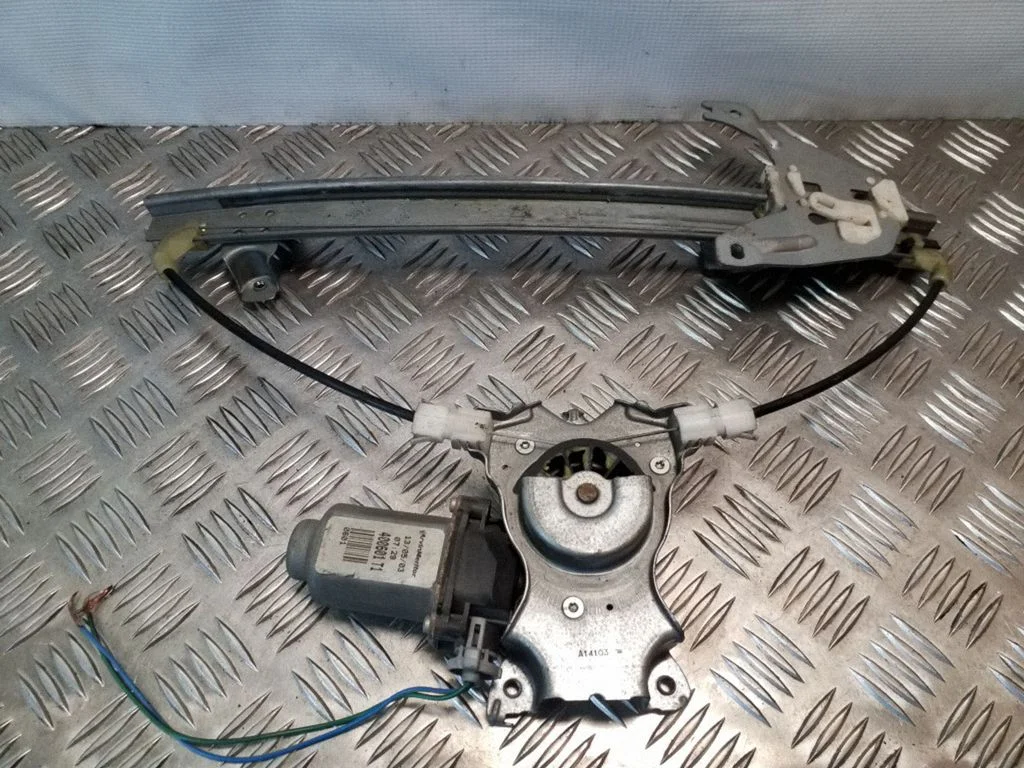 Rear door window regulator with motor – Nissan Primera (2002-2007)