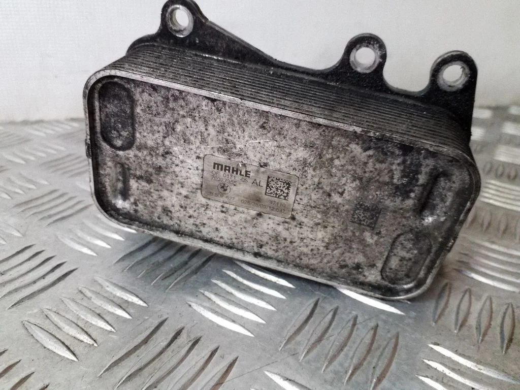Oil filter mounting bracket – BMW 5 Series F10 F11 (2009-2016)