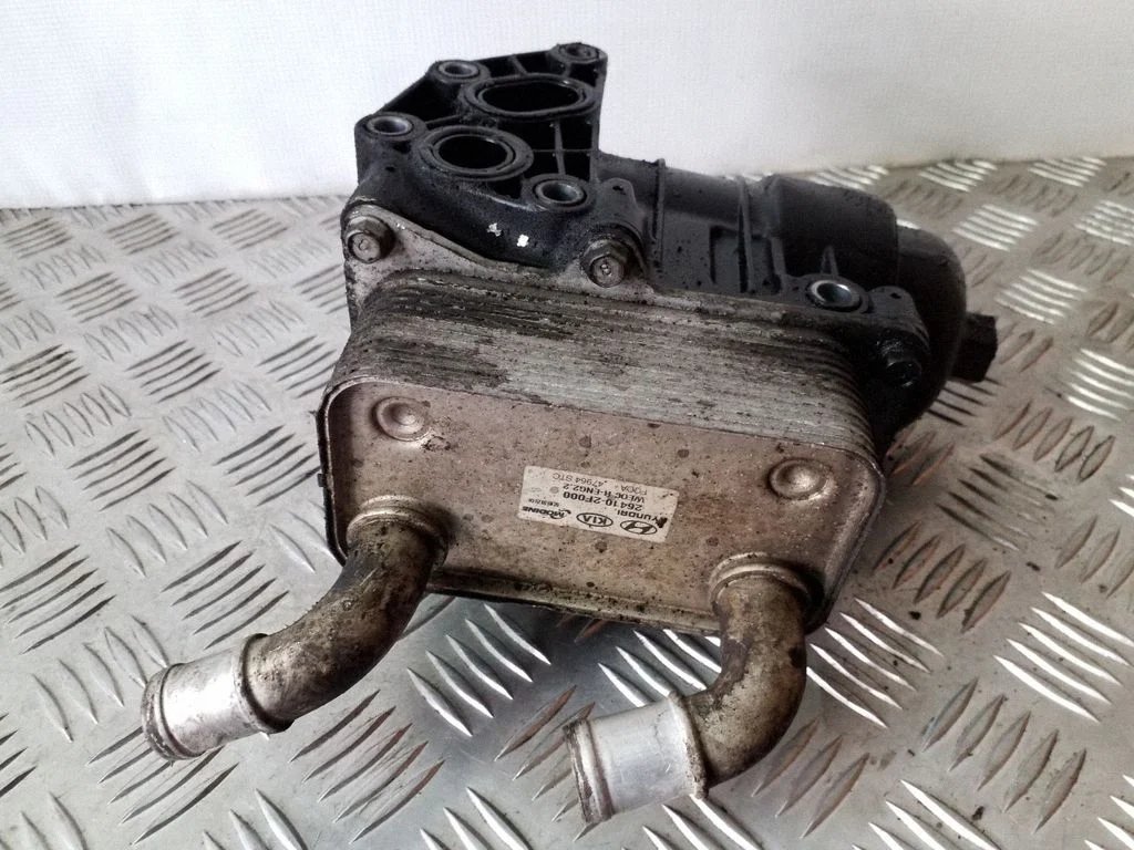 Oil filter mounting bracket 264102F000