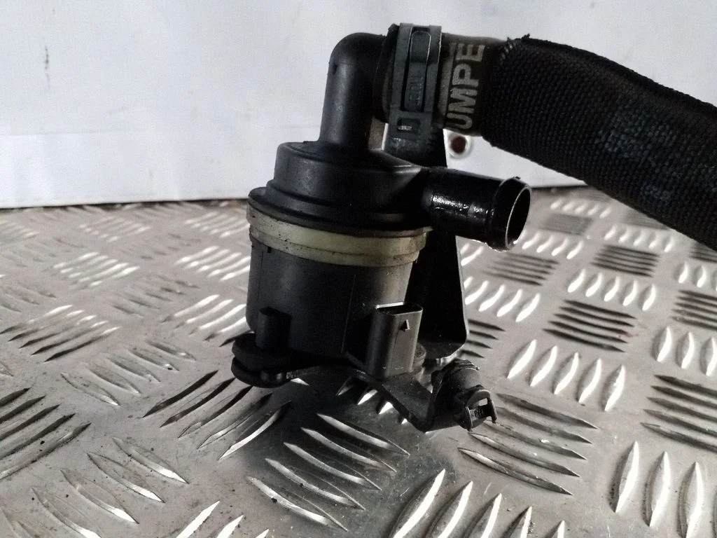 Elektriskais cirkulācijas sūknītis 5N0965561A