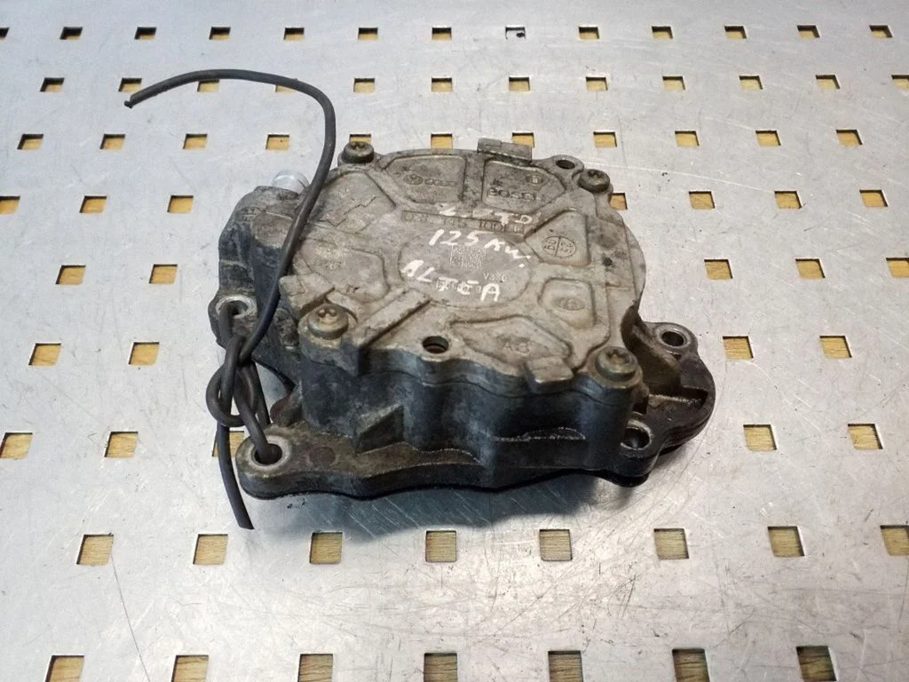 Pompa próżniowa (vacuum) 03L145100