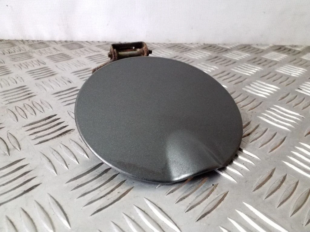 Degalų bako dangtelis
