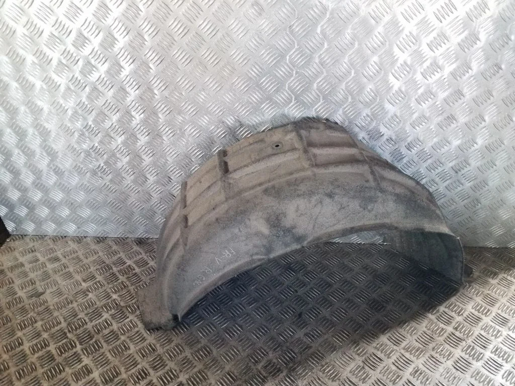 Rear arch fender liner splash guards – right