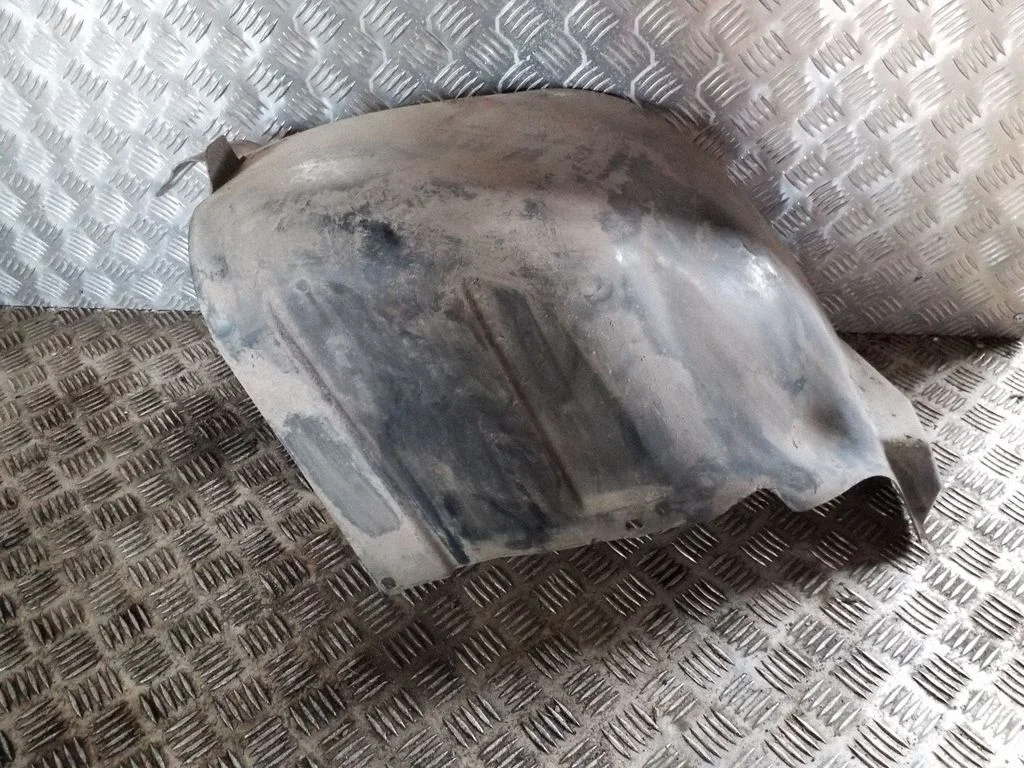 Tagumine poritiivakate 04857227AA