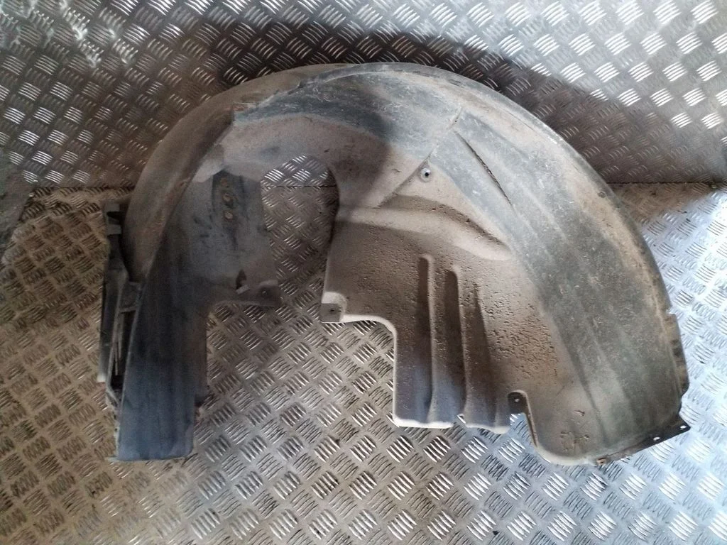 Tagumine poritiivakate 7136682