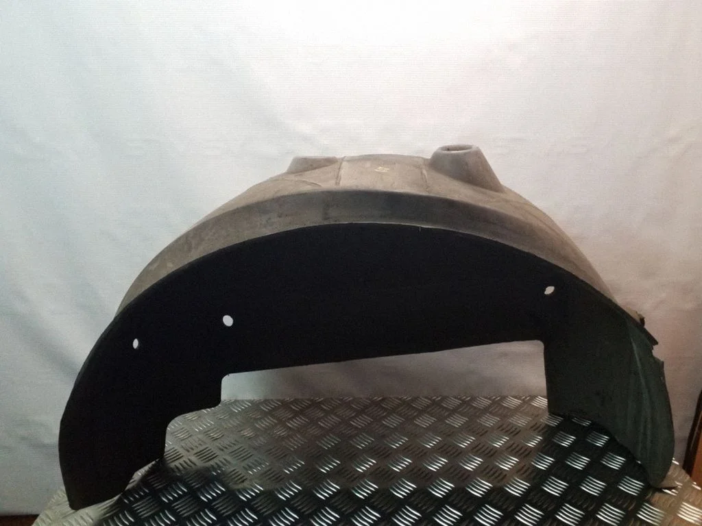 Rear arch fender liner splash guards 8200003540