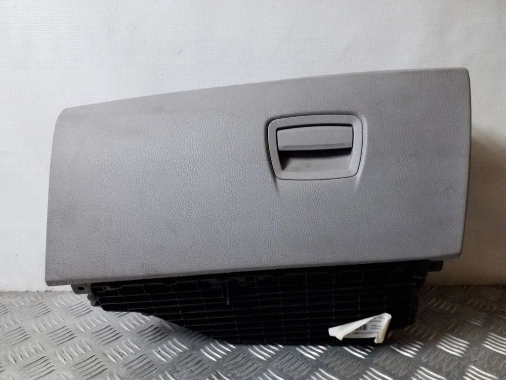 Glove box – BMW 5 Series F10 F11 (2009-2016)