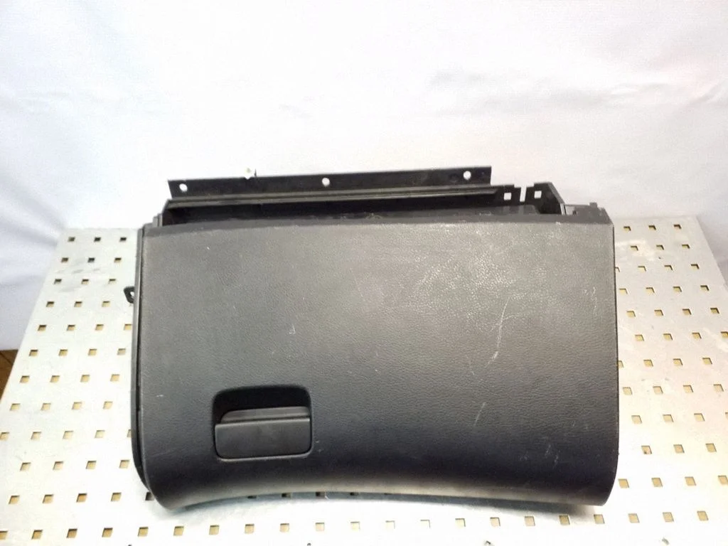 Glove box 66123AG000