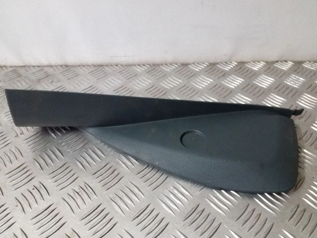 Paneļa apdares panelis (sānu) AM51R044C61