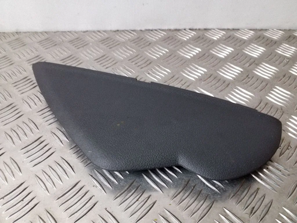 Paneļa apdares panelis (sānu) 1T2858247C
